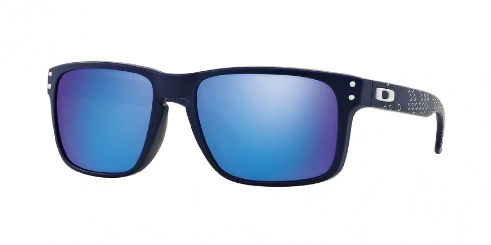 Oakley Holbrook 9102 Sunglasses - view 84